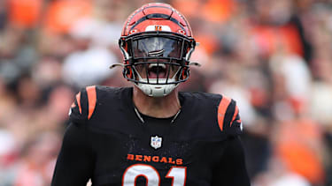 Cincinnati Bengals Defensive End Trey Hendrickson feiert einen Sack in der zweiten Halbzeit gegen die Las Vegas Raiders im NFL-Spiel der Week 9 im Paul Brown Stadium in Cincinnati, Ohio