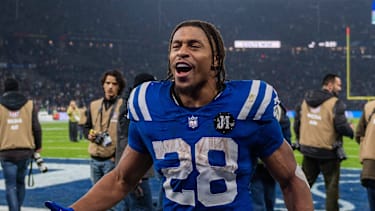 Jonathan Taylor verlängert seinen Vertrag bei den Indianapolis Colts um zwei Jahre für 44 Millionen US-Dollar