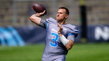 Quarterback Jadrian Clark beim Spiel von Nordic Storm gegen Paris Musketeers in der EFA.