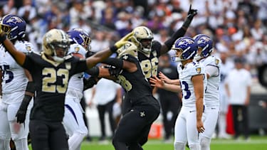 Baltimore Ravens Kicker Tyler Loop (33) nach einem verkickten Field Goal.