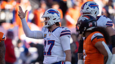 January 17, 2026: Buffalo Bills quarterback Josh Allen (17) signals first down in the AFC Divisional Round playoff football game between the Denver Broncos and Buffalo Bills. CSM. - ZUMAc04_ 20260117_zma_c04_329 Copyright: xDerekxRegensburgerx