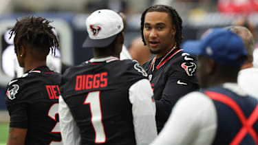 Stefon Diggs und C.J. Stroud standen bereits 2024 gemeinsam für die Texans auf dem Feld - eine Rückkehr nach Houston gilt weiterhin als möglich.