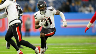 NFL, American Football Herren, USA Houston Texans at Tennessee Titans Jan 5, 2025; Nashville, Tennessee, USA; Houston Texans running back Dameon Pierce (31) runs the ball against the Tennessee Titans during the second half at Nissan Stadium. Nashville Nissan Stadium Tennessee USA, EDITORIAL USE ONLY PUBLICATIONxINxGERxSUIxAUTxONLY Copyright: xStevexRobertsx 20250105_hlf_ra1_135