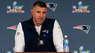 Mike Vrabel auf einer Super-Bowl-Pressekonferenz
