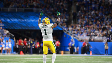 Defensive End Micah Parsons von den Green Bay Packers reagiert nach einem Spielzug während der NFL-Partie gegen die Detroit Lions in Detroit (American Football, USA)