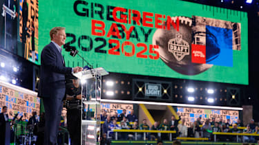 Mehr Picks, mehr Chancen, mehr Strategie: Compensatory Picks sind ein entscheidender Faktor im NFL Draft. Wir erklären, wie Free Agency darüber entscheidet, welche Teams zusätzliche Auswahlrechte erhalten.