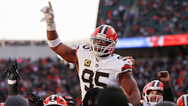 Cleveland Browns Defensive End Myles Garrett (95) beim Spiel gegen die Cincinnati Bengals.