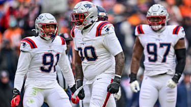DENVER, CO - JANUARY 25: New England Patriots defensive tackle Christian Barmore (90) celebrates after a second quarter sack against the Denver Broncos in the AFC Championship Game at Empower Field at Mile High on January 25, 2026 in Denver, Colorado. (Photo by Dustin Bradford Icon Sportswire) NFL, American Football Herren, USA JAN 25 AFC Championship Game Patriots at Broncos EDITORIAL USE ONLY Icon132260125346