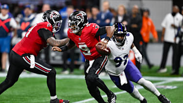Micheal Penix Jr. im Spiel gegen die Ravens