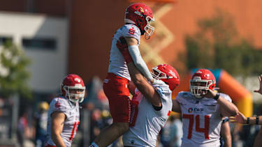 Potsdam Royals feiern einen Touchdown in der GFL.