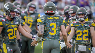Die Vienna Vikings um Quarterback Ben Holmes eröffnen am 23. Mai gegen Berlin Thunder die Premierensaison der AFLE.