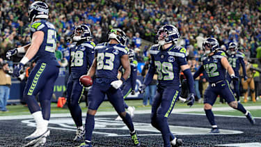 SEATTLE, WA - JANUARY 25: Dareke Young 83 of the Seattle Seahawks celebrates with teammates after recovering a fumbled punt against the Los Angeles Rams during the NFC Championship game on January 25, 2026 at Lumen Field in Seattle, Washington. (Photo by Joe Robbins Icon Sportswire) NFL, American Football Herren, USA JAN 25 NFC Championship Game Rams at Seahawks EDITORIAL USE ONLY Icon573260125015