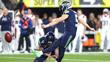 NFL, American Football Herren, USA Super Bowl LX-Seattle Seahawks at New England Patriots Feb 8, 2026; Santa Clara, CA, USA; Seattle Seahawks place kicker Jason Myers (5) kicks a field goal against the New England Patriots during the third quarter in Super Bowl LX at Levi s Stadium. Santa Clara Levi s Stadium CA USA, EDITORIAL USE ONLY PUBLICATIONxINxGERxSUIxAUTxONLY Copyright: xMarkxJ.xRebilasx 20260208_lbm_su5_204