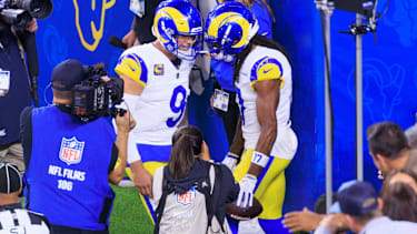 Matthew Stafford und Davante Adams (re.)