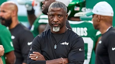 15 Jahre ohne NFL-Playoffs: Die New York Jets und Head Coach Aaron Glenn sind jetzt die traurige Nummer Eins im US-Sport.