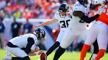 Jaguars-Kicker Cam Little vergab gegen die Denver Broncos einen wichtigen Field-Goal-Versuch beim Stand von 13:13