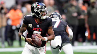 Nov 16, 2025; Atlanta, Georgia, USA; Atlanta Falcons quarterback Michael Penix Jr. (9) looks for an open receiver in the second half against the Carolina Panthers at Mercedes-Benz Stadium. Mandatory Credit: Dale Zanine-Imagn Images
