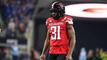 Defensive End David Bailey auf dem Feld für die Tex Tech Red Raiders.