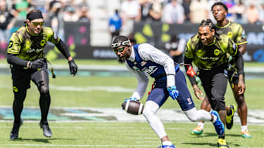 Tom Brady feierte sein Comeback beim Fanatics Flag Football Classic 2026 - Team USA gewann das Turnier gegen Teams mit aktuellen und ehemaligen NFL-Stars souverän.