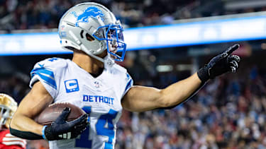 Amon-Ra St. Brown von den Detroit Lions zählt seit Jahren zu den konstantesten und produktivsten Wide Receivern der NFL - ein kompletter Playmaker mit Elite-Stats, Führungsqualitäten und starker Verbindung zu Quarterback Jared Goff.