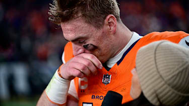 DENVER, CO - JANUARY 17: Denver Broncos quarterback Bo Nix (10) gives an interview to Tracy Wolfson of CBS sports after the AFC Divisional Round game against the Buffalo Bills at Empower Field at Mile High on January 17, 2026 in Denver, Colorado. (Photo by Dustin Bradford Icon Sportswire) NFL, American Football Herren, USA JAN 17 AFC Divisional Round Bills at Broncos EDITORIAL USE ONLY Icon132260117379