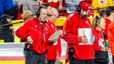 December 25, 2025 Kansas City, MO. U.S. - Kansas City Chiefs head coach Andy Reid (right) and defensive coordinator Steve Spagnuolo (left) in action during a week 17 National Football League football game between Denver Broncos and the Kansas City Chiefs on GEHA Field at Arrowhead Stadium in Kansas City MO..Denver won 20-13.Attendance: 73405. Cal Media Kansas City United States of America - ZUMAc04_ 20251225_zma_c04_108 Copyright: xMichaelxSpomerx