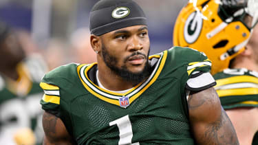 NFL, American Football Herren, USA Green Bay Packers at Dallas Cowboys Sep 28, 2025; Arlington, Texas, USA; Green Bay Packers defensive end Micah Parsons (1) looks on in the second half against the Dallas Cowboys at AT&T Stadium. Arlington AT&T Stadium Texas USA, EDITORIAL USE ONLY PUBLICATIONxINxGERxSUIxAUTxONLY Copyright: xJeromexMironx 20250928_lbm_an4_091