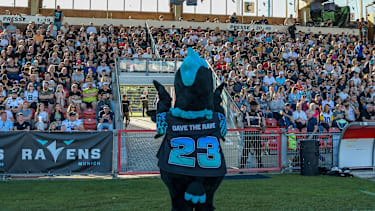 BR24 Sport zeigt alle Spiele der Munich Ravens in der Premierensaison der EFA live im Stream.