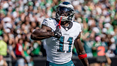 Philadelphia Eagles Wide Receiver AJ. Brown (11) feiert einen Touchdown gegen die Los Angeles Rams im Lincoln Financial Field in Philadelphia, Pennsylvania.