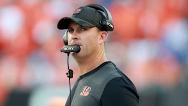 Head Coach Zac Taylor von den Cincinnati Bengals an der Seitenlinie im NFL-Spiel gegen die Detroit Lions im Paycor Stadium in Cincinnati (American Football, USA)