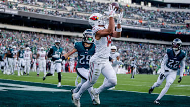 Arizona Cardinals Wide Receiver Michael Wilson (14) mit einem Catch gegen die Philadelphia Eagles.
