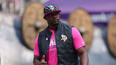 Defensive Coordinator Brian Flores in der NFL