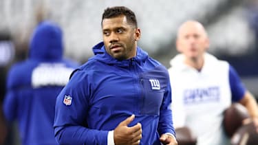 Quarterback Russell Wilson beim Warm-Up bei einem Spiel der New York Giants gegen die Dallas Cowboys.