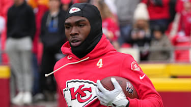 Chiefs-Receiver Rashee Rice muss nach einem positiven THC-Test und einem Verstoß gegen seine Bewährungsauflagen eine 30-tägige Haftstrafe antreten.