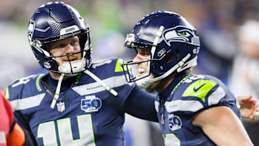 Seattle Seahawks quarterback Sam Darnold (14) celebrates with wide receiver Cooper Kupp (10) after the Seahawks defeated the Los Angeles Rams 31-27 to win their NFL, American Football Herren, USA Conference Championship game at Lumen Field in Seattle, Washington, on Sunday, January 25, 2026. The Seahawks advance to play the New England Patriots in the Super Bowl on February 8, 2026. PUBLICATIONxNOTxINxUSA SEA20260125830 GARYxCASKEY