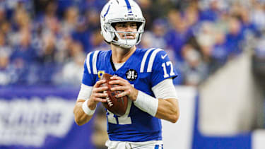 November 30, 2025: Indianapolis Colts quarterback Daniel Jones (17) passes the ball during NFL, American Football Herren, USA game action against the Houston Texans at Lucas Oil Stadium in Indianapolis, Indiana. CSM Indianapolis United States of America - ZUMAc04_ 20251130_zma_c04_137 Copyright: xJohnxMersitsx
