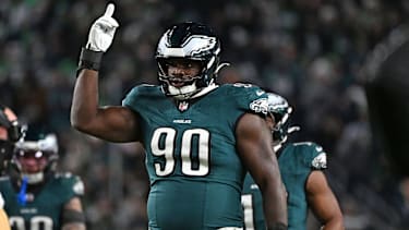 Philadelphia Eagles Defensive Tackle Jordan Davis (90) im Spiel gegen die San Francisco 49ers im NFC Wild Card Game im Lincoln Financial Field.