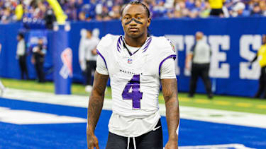 Wide Receiver Zay Flowers (4) von den Baltimore Ravens während des NFL-Spiels gegen die Indianapolis Colts im Lucas Oil Stadium.