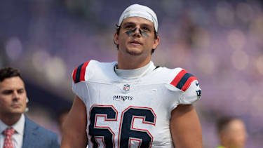 New England Patriots Offensive Tackle Will Campbell (66) beim Spiel gegen die Minnesota Vikings in Minneapolis, MN.