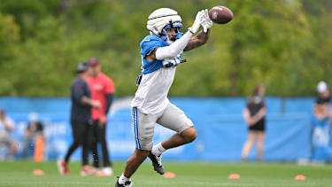 Detroit Lions Wide Receiver Jakobie Keeney-James (80) bei einem Training mit den Houston Texans in der Detroit Lions Training Facility in Allen Park, MI.