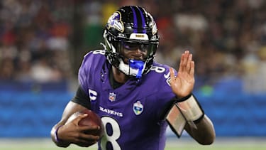 Lamar Jackson fällt den Baltimore Ravens im NFL-Spiel gegen die Atlanta Falcons wegen einer Knöchelverletzung aus