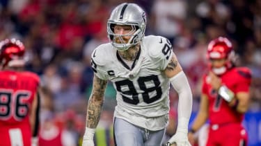 December 21, 2025: Las Vegas Raiders defensive end Maxx Crosby (98) celebrates after a tackle during the NFL, American Football Herren, USA game between the Las Vegas Raiders and the Houston Texans in Houston, TX.