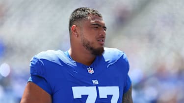 Die New York Giants geben Offensive Lineman Daniel Faalele für einen späten NFL-Draftpick 2027 an die Jacksonville Jaguars ab