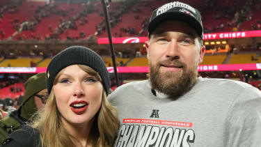 Kansas City Chiefs tight end Travis Kelce and his girlfriend entertainer Taylor Swift stand on the field after the Chiefs defeated the Buffalo Bills 32-29 in the AFC Championship Game at Arrowhead Stadium in Kansas City, Missouri, on Sunday, January 26, 2025. The Chiefs will meet the Philadelphia Eagles in Super Bowl LIX in New Orleans on February 9. PUBLICATIONxNOTxINxUSA KCP20250126754 JONxROBICHAUD