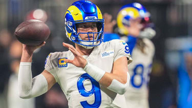 NFL, American Football Herren, USA Los Angeles Rams at Atlanta Falcons Dec 29, 2025; Atlanta, Georgia, USA; Los Angeles Rams quarterback Matthew Stafford (9) shown on the field prior to the game against the Atlanta Falcons at Mercedes-Benz Stadium. Atlanta Mercedes-Benz Stadium Georgia USA, EDITORIAL USE ONLY PUBLICATIONxINxGERxSUIxAUTxONLY Copyright: xDalexZaninex 20251229_dwz_sz2_0000018