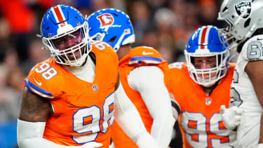 Die Defense der Denver Broncos verbuchte gegen die Las Vegas Raiders sechs Sacks.