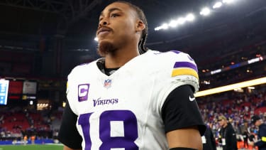 NFL, American Football Herren, USA NFC Wild Card Round-Minnesota Vikings at Los Angeles Rams Jan 13, 2025; Glendale, AZ, USA; Minnesota Vikings wide receiver Justin Jefferson (18) reacts after the NFC wild card game against the Los Angeles Rams at State Farm Stadium. Glendale State Farm Stadium AZ USA, EDITORIAL USE ONLY PUBLICATIONxINxGERxSUIxAUTxONLY Copyright: xMarkxJ.xRebilasx 20250113_mcd_su5_158