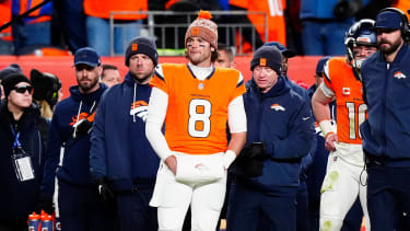 NFL, American Football Herren, USA AFC Divisional Round-Buffalo Bills at Denver Broncos Jan 17, 2026; Denver, CO, USA; Denver Broncos quarterback Jarrett Stidham (8) stands next to quarterback Bo Nix (10)) during overtime of an AFC Divisional Round playoff game against the Buffalo Bills at Empower Field at Mile High. Denver Empower Field at Mile High CO USA, EDITORIAL USE ONLY PUBLICATIONxINxGERxSUIxAUTxONLY Copyright: xRonxChenoyx 20260117_tbs_ac4_243