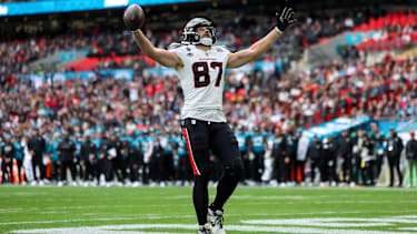 RECORD DATE NOT STATED 18th October 2026; Wembley Stadium, London, England; NFL, American Football Herren, USA American Football, Jacksonville Jaguars versus Houston Texans; Houston Texans tight end Foster Moreau celebrates scoring a touchdown HenningxVonxJagow