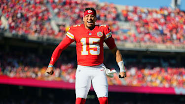 Chiefs-Quarterback Patrick Mahomes im Arrowhead Stadium in Kansas City. Das NFL-Franchise nutzt sportliche Erfolge, die Fußball-WM und internationale Märkte wie Deutschland für seine globale Expansion.